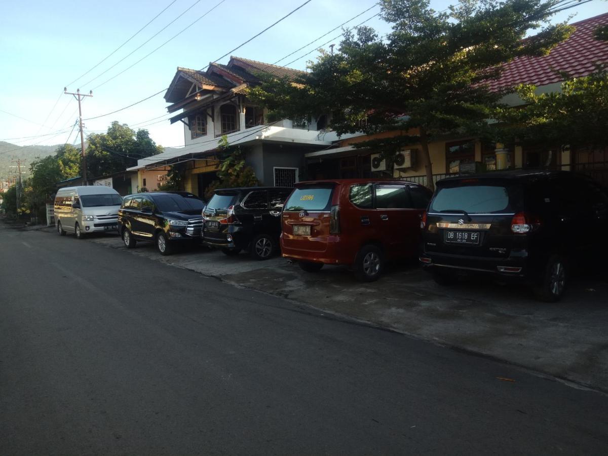 Bahari Family Hotel Bitung Esterno foto